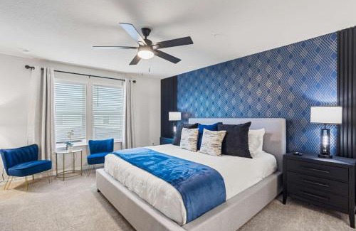 Four Corners Villa | BRAND New 5 bed Villa in Windsor Cay