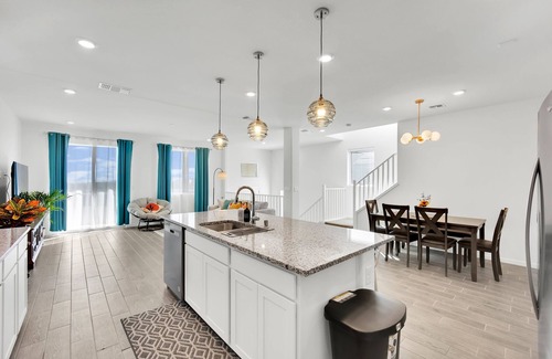 Enterprise House | Brand New 5BR/3BA Spacious 3-Story Home 16 Sleep 1st & 3rd Fl Dual MasterBedroom