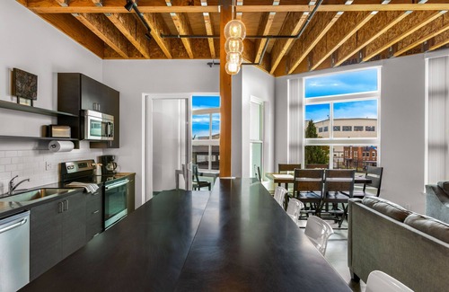 Bremerton Condo | Brand New Condo in Downtown Bremerton
