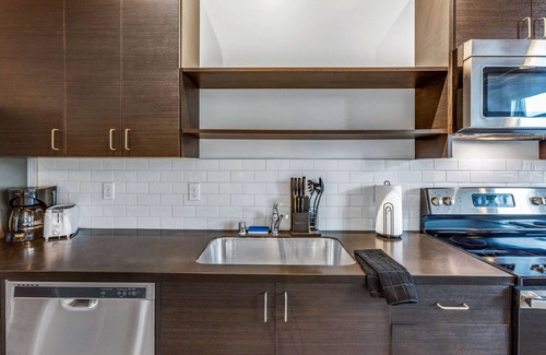 Bremerton Condo | Brand New Condo Steps from Bremerton Ferry