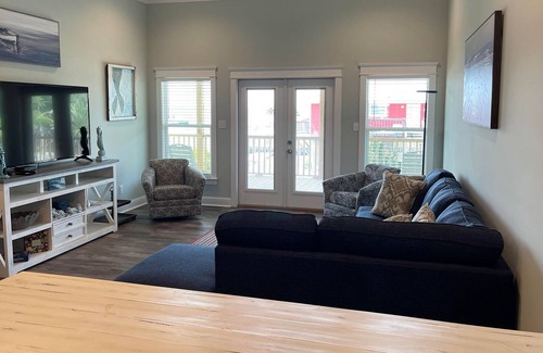 Fort Morgan Pines House | Brand New Home with Amazing Bay Views and 1-1/2 Block Walk to Gulf of Mexico