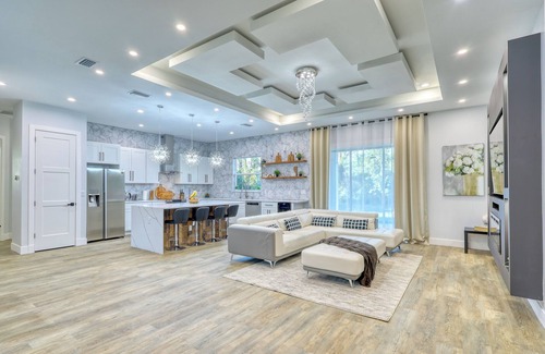 North Port Villa | Brand New Luxury Modern House