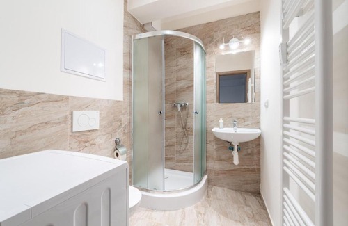 Palmovka Apartment | Brand new studio apartment # 42 in brand new building with free parking in the center