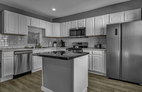 Front Park House | Brand New upper unit Buffalo NY