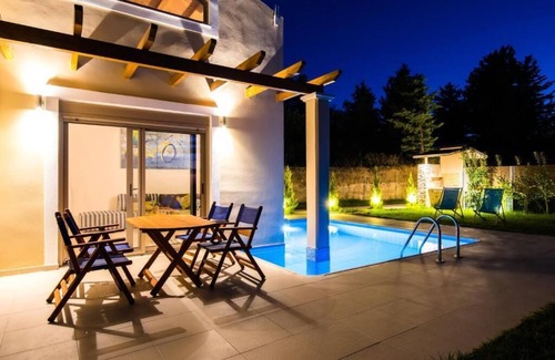 Margarites Villa | Brand new villa with sea and mountains views!