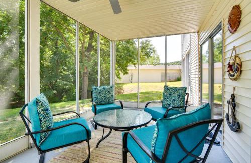 Table Rock Apartment | Branson Condo with Screened Patio, Pool Access