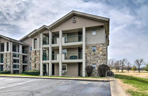 Branson Apartment | Branson Resort Condo with Scenic Patio and Pool Access