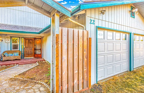 Copalis Beach House | Brathouse By The Sea - Easy Access to the Pacific