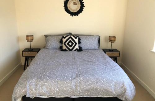 Wolverhampton House | Bray House - Perfect for Large Groups