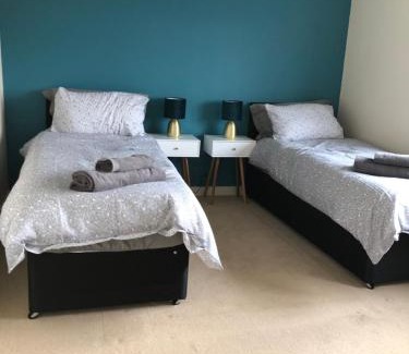 Wolverhampton House | Bray House - Perfect for Large Groups