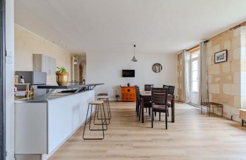 Blaye Apartment | Break in Blaye apartment