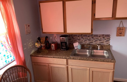 Cottage Line Apartment | Break Side Studio #5 (Apartment) - Pets Allowed by RedAwning