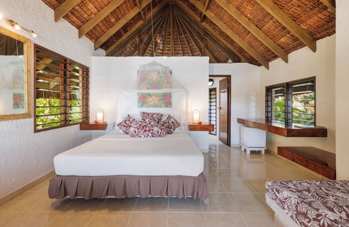 Port Vila Resort | Breakas Beach Resort - Adults only