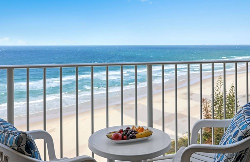 Surfers Paradise Apartment | Breakers North Absolute Beachfront Apartments