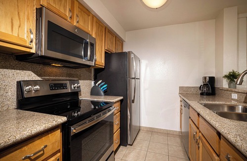 Townsite Condo | Breakwater Beach Cottage