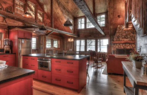 Rangeley House | Breakwater Lodge - Gorgeous home on the Eastern Shore of Mooselookmeguntic Lake