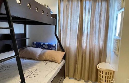 Las Pinas Apartment | Breathing Space Staycation at South Residences Las Piñas 2 BR