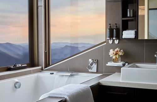 Mount Buller Hotel | Breathtaker Hotel and Spa, Mt. Buller