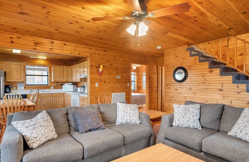 Celina Cabin | Breathtaking 4 Bedroom Chalet .5 Miles from Dale Hollow Lake #1