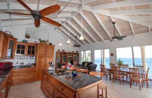 Rendezvous & Ditleff Villa | Breathtaking 4bdrm Waterfront Villa! Walk To The Beach! Tesla + Solar Backup!