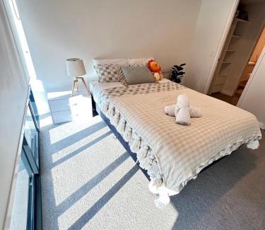 Fortitude Valley Apartment | breathtaking Fortitude valley Apartment