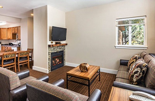 Estes Park Resort | Breathtaking in all directions!
