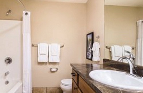 Estes Park Resort | Breathtaking in all directions!