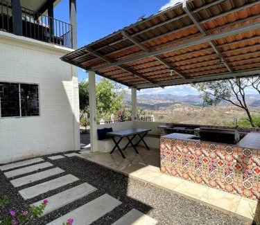 El Amatillo House | Breathtaking Mountain Views in La Union, El Salvador