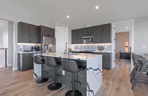 Waterford On Lake Travis House | Breathtaking oasis with pool, hot tub, 2 master suites, near lake, park & golf!