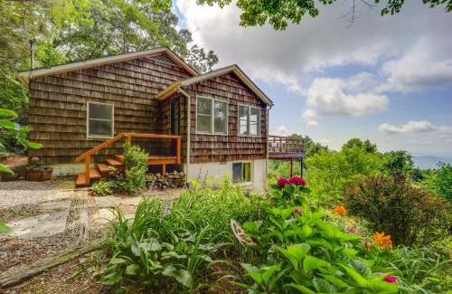 Little Switzerland House | Breathtaking Scenery Cabin in Little Switzerland!
