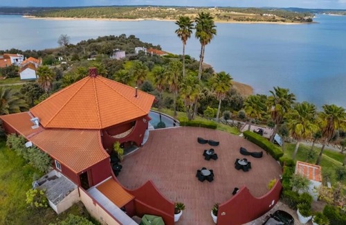 Ponte de Sor House | Breathtaking Views of Montargil Dam! Private Balcony, Swimming Pool, Parking!