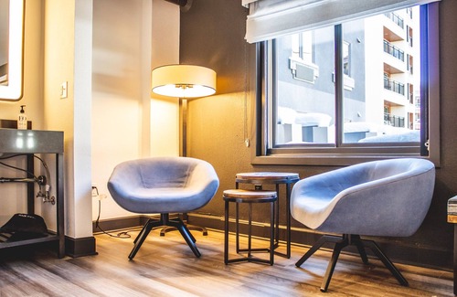 Peak 9 Apartment | Breck Hotel Room | King Bed & Relaxing Lounge