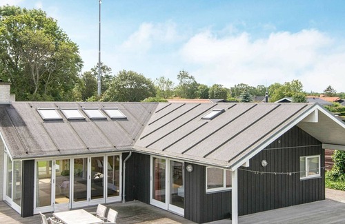 Boeslum House | Breezy Holiday Home in Jutland with Sauna