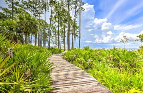 Panacea House | Breezy Home with Grills, Pool and Beach Access!