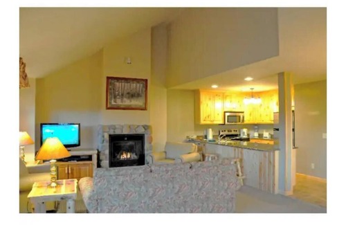 Breezy Point Cabin | Breezy Point Resort - Sleeps 6!
