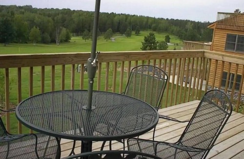 Breezy Point Cabin | Breezy Point Resort - Sleeps 6!