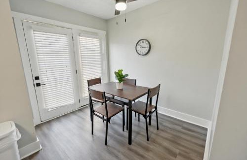 Nashville Apartment | Brentwood N9 I Cozy & Comfy I 2bd I Free Parking