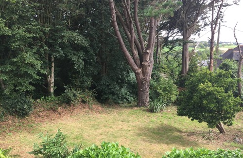 Plonevez-Porzay House | Breton house, not overlooked, near beach and coastal paths. Calmed Down.
