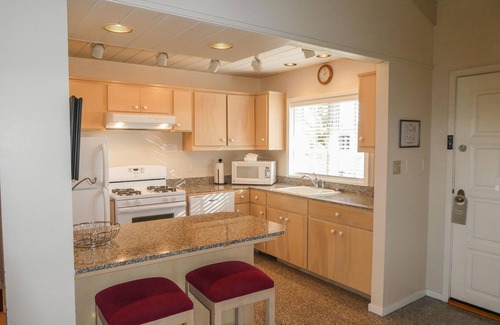 Northwest Carmel House | Briarwood Inn