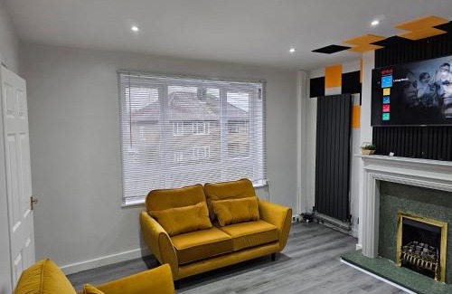 Whitehaven House | Bridgepay Modern 4 bedroom House in Cumbria - Whitehaven - Free Parking