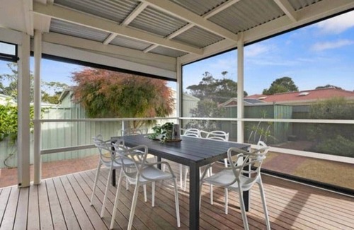 Yankalilla House | Bridget's Cottage in Yankalilla
