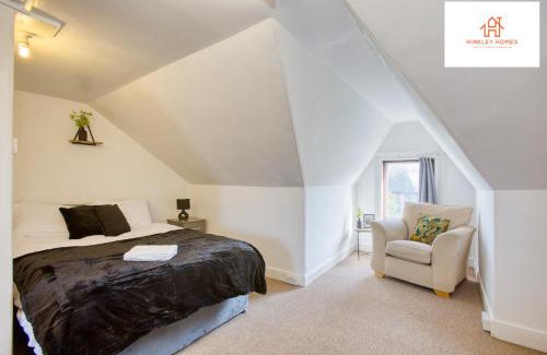 Bridgwater Apartment | Bridgwater Bliss: 6-Bedroom Haven for Large Groups