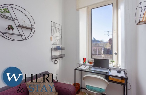 Galashiels Apartment | Bright 2bed Apartment in Galashiels City Centre