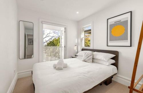 Paddington Apartment | Bright 3-Story Paddington Townhouse for 8 Guests