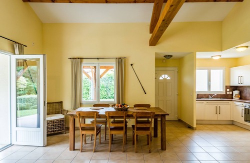 Les Forges House | Bright 6-person villa in the heart of the Gâtine regionRental March to October