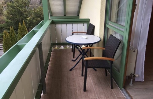 Bad Griesbach im Rottal Apartment | Bright apartment (40 sqm) for up to 3 people with furnished balcony