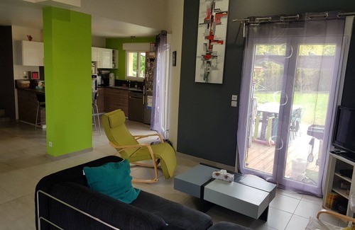 Chateauneuf-sur-Isere House | Bright, air-conditioned, quiet and pleasant house with new in-ground pool
