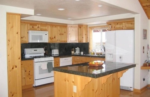 Tahoe City Cabin | Bright and Airy. Backs onto Forest, Paige Meadows and Tahoe Rim Trail