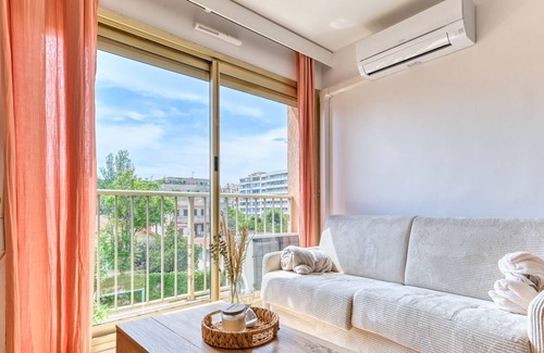 Baille Apartment | Bright and Cosy Studio in Marseille
