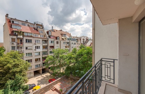 Oborishte Apartment | Bright and Newly Refurbished Apartment Near Center
